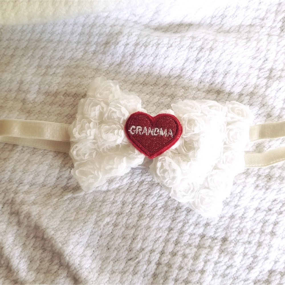 Newborn-toddler white red bow "Grandma" headband